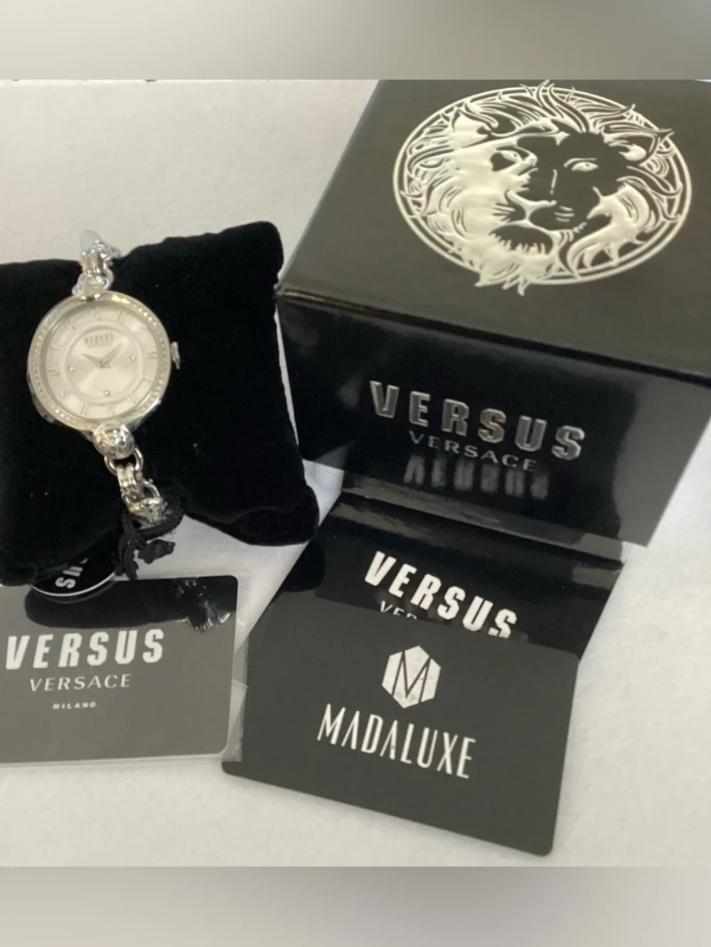 Versus Versace Silver and White Women's Bracelet Watch - Picture 14 of 15